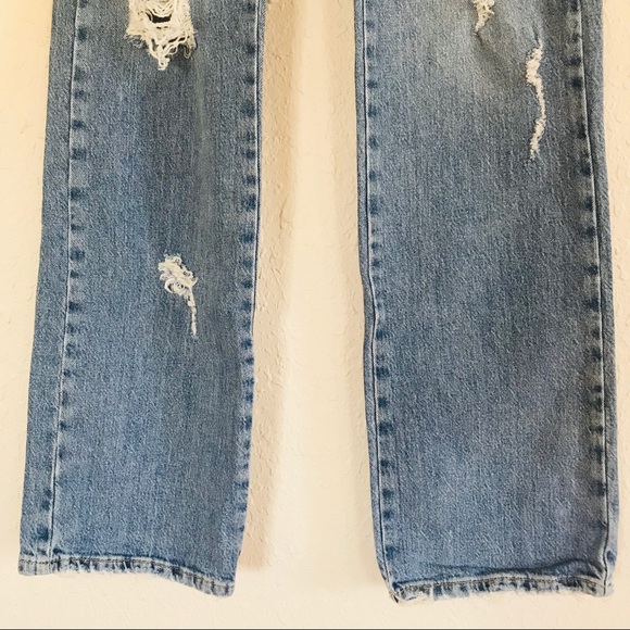 Guess Distressed High Waist Jeans NWT - Picture 4 of 7